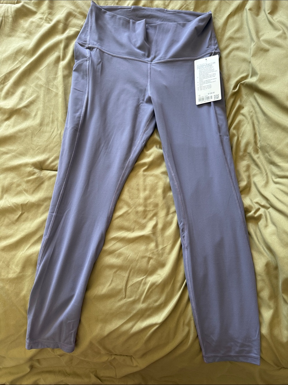 lululemon athletica women’s Lavender Performance Leggings